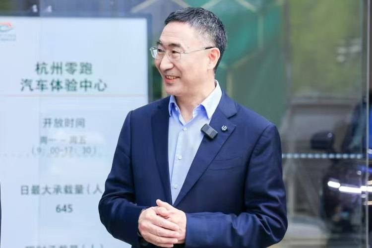 EX外汇平台行情我在mt4外汇平台上盈利翻倍，只用了一周时间，你也想试试吗？